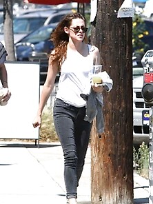 Kristen Stewart Out And About In Glendale