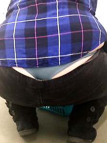 Neighbor Schow Big Ass & Thong At The Laundry Room
