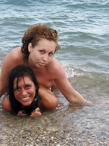 Two Amateur Girls At Beach