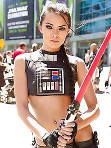 Star Wars Sexy Sith Cosplay