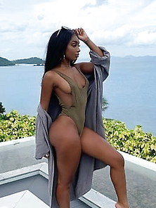 Jourdan Riane (Sexy Ebony Model)