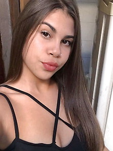 Sexy Latina Vi