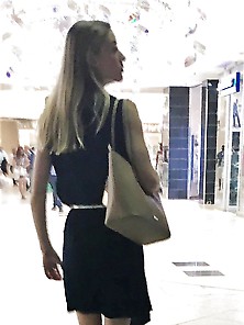 Amazing Body On This Beauty At Th Mall