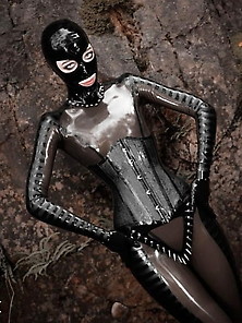 Girls In Latex And Mask 6