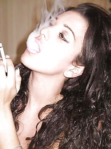 Sexy & Enticing Smokers - X I I I