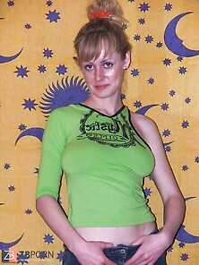 Super-Cute Russian Wifey Position At Home