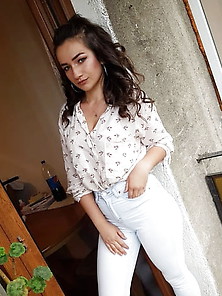 Romanian Teen Slut - Mariana P.