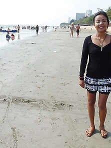Walk On The Beach Ends For Exotic Teen And Stranger With Nice Se
