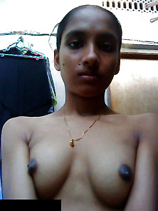 19Yrs Indian Village Girls Sexy Tits Boobs
