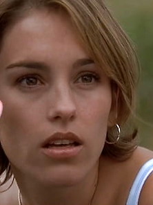 Ejaculating To Amy Jo Johnson's Butt