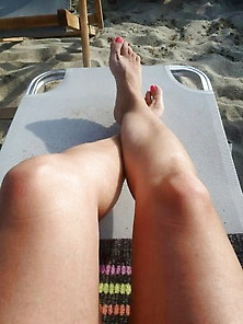 Greek Girl Poses Her Feet To The Beach!