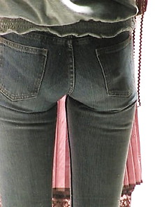 Voyeur: Small Asian Ass In Jeans.
