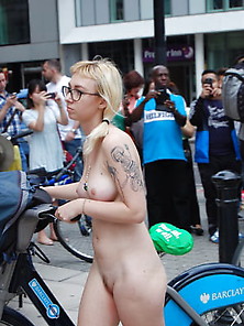 Random Wnbr Ladies Vol. 19 (World Naked Bike Ride)