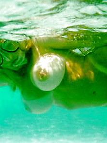 Big Tits Under Water 17