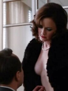 Alexis Bledel's Hot And Yummy Sideboob Shots