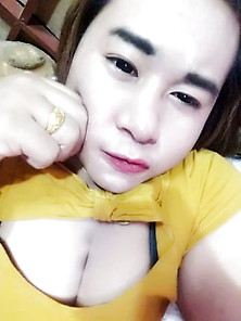 Thai Prostitute Selling Pussy
