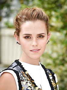 Emma Watson Pulling Lots Of Cute Faces.