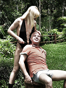 Shemale Assfucking & Gets Sucked Outdoors