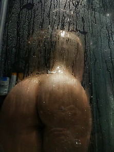 Sexwife In Shower