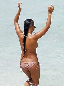 Bombshell Cassie Shows Off Her Bikini Body
