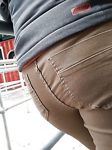 Bbw Ass In Beige Jeans With Wide Hips And Vpl 3