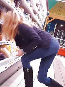 Mature Super Skinny Butt In Tighgt Jean's With Boots