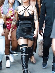 Amber Rose Cleavage Photos