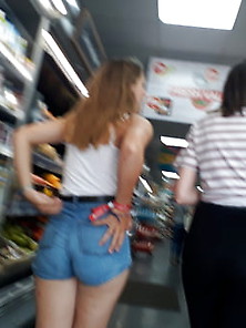 Cute Teen Babes In Small Tight Shorts Showing Ass Butt