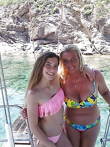 How Would You Fuck This Blond Mom Jeanette And Daughter?