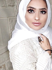 Hijabi Beauty Farah F From London