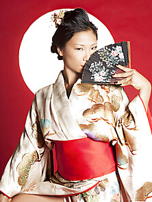 Playboy. Com Is On Set With Hiromi Oshima To Shoot