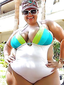 Fat Women In Swimming Costumes