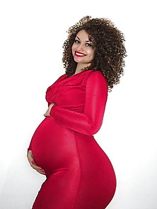 Huge Ass Pregnant Amateur