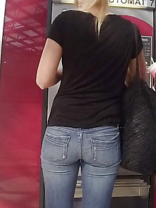 Hot Jeans Ass For Lovers..