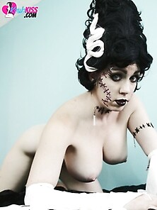 Kayla Recreates A Classic Look As The Bride Of Frankenstein!