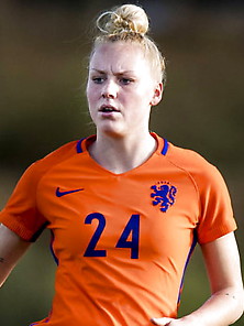 Dutch Football Player (Oranje Leeuwinnen) - Danique Kerkdijk