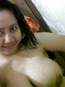 Indonesian Babe Hot Sex Photos At Hotel