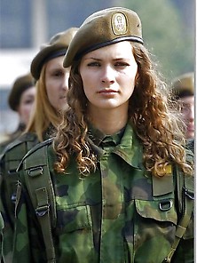 Women In The Military Non-Nude