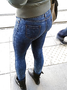 Ass Jeans Candid Girl 2