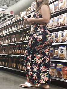 Milf Megaculona Y Hermosa En Walmart De Monterrey