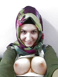 Coquine En Hijab