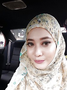 Malaysian Horny Malay Girl Hijab Sex Addiction
