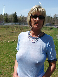 Mature Gets Nude Outdoors