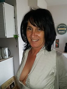 Sexy Mature French Wife Karine 2