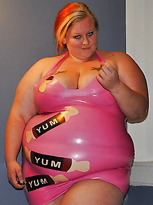 Bbws In Latex,  Leather Or Just Shiny 6