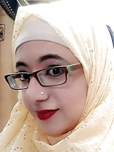 Hijab Habillee Comme Des Putes
