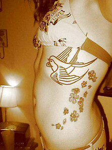Tattooed Scene Babe In Bikini
