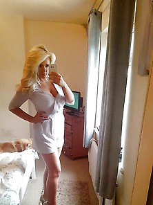 Cute Blonde Babe Jade From London