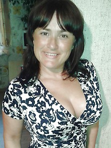 Busty Russian Woman 3054