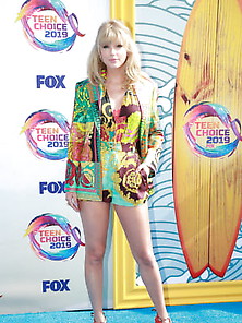 Taylor Swift At Teen Choice Awards